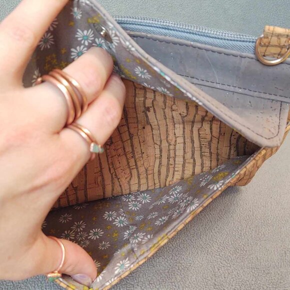 NWOT Hand Crafted Handmade Upcycled Grey & Natural Cork Clutch/ Crossbody - Picture 5 of 13